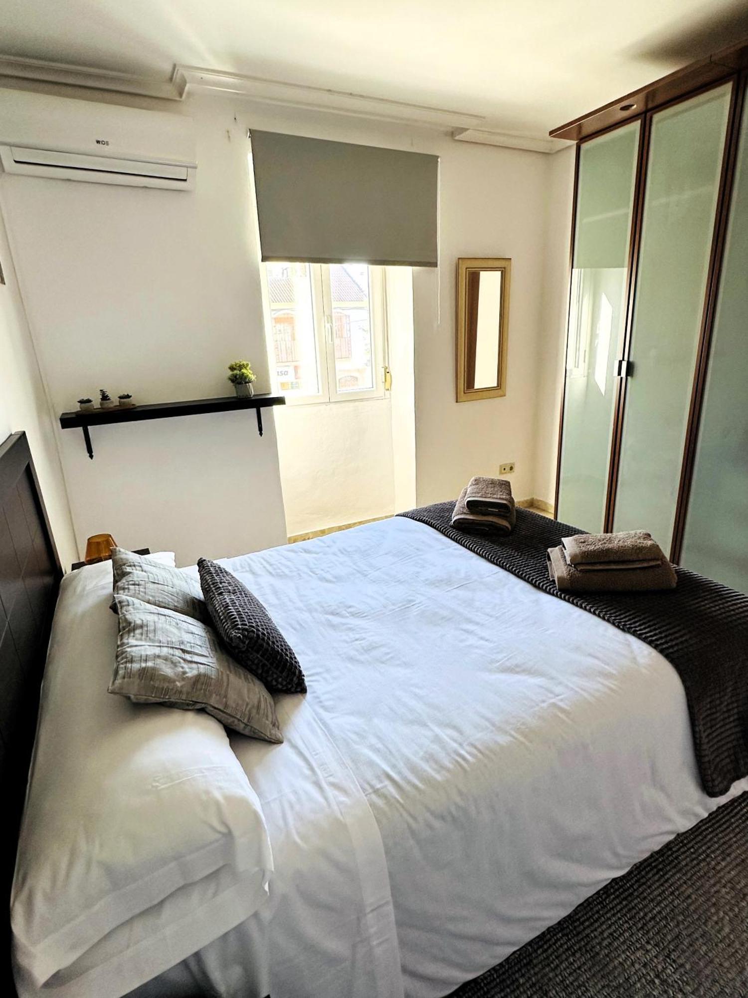Apartamento Polvora, Junto Al Puente Romano Cordoba Exterior photo